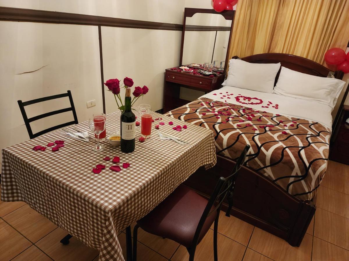 Hotel Casa Franciscana Quito Bagian luar foto