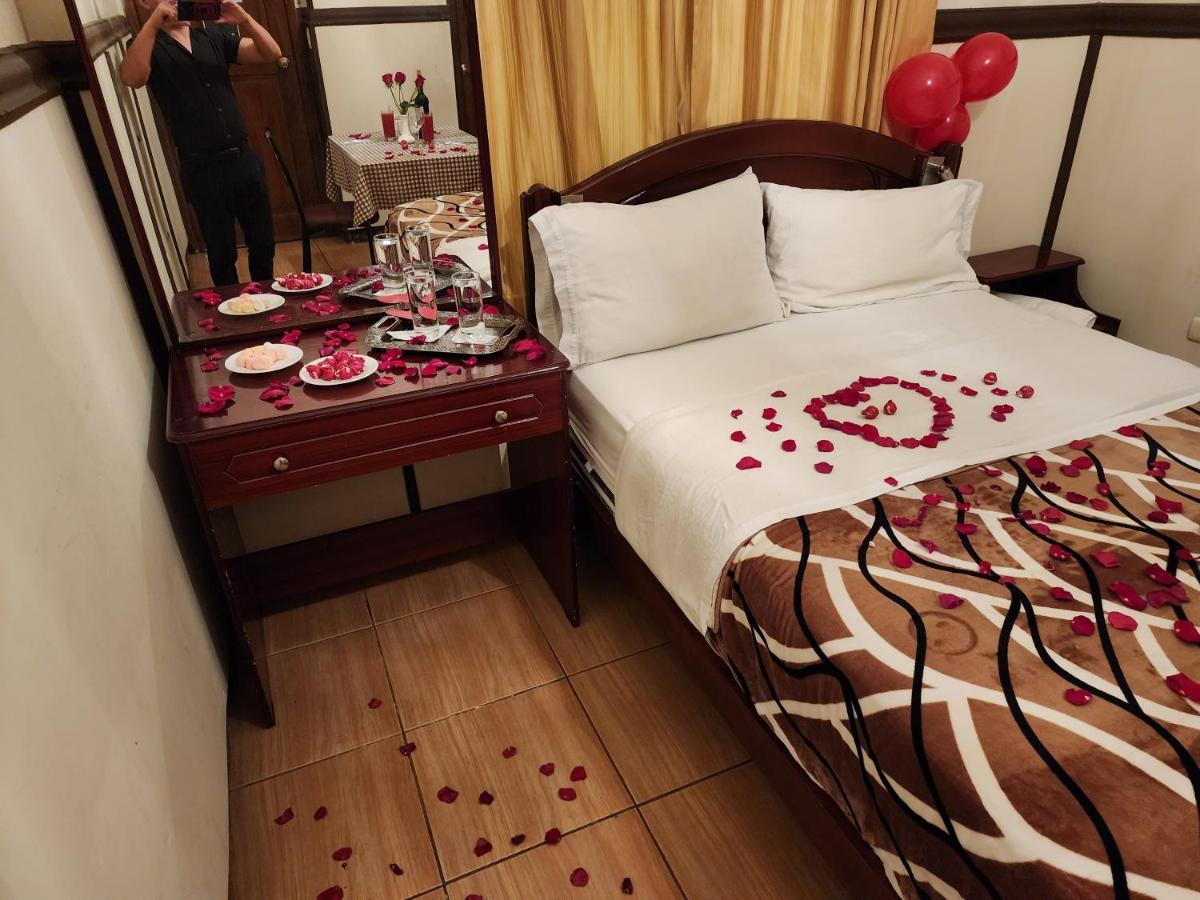 Hotel Casa Franciscana Quito Bagian luar foto